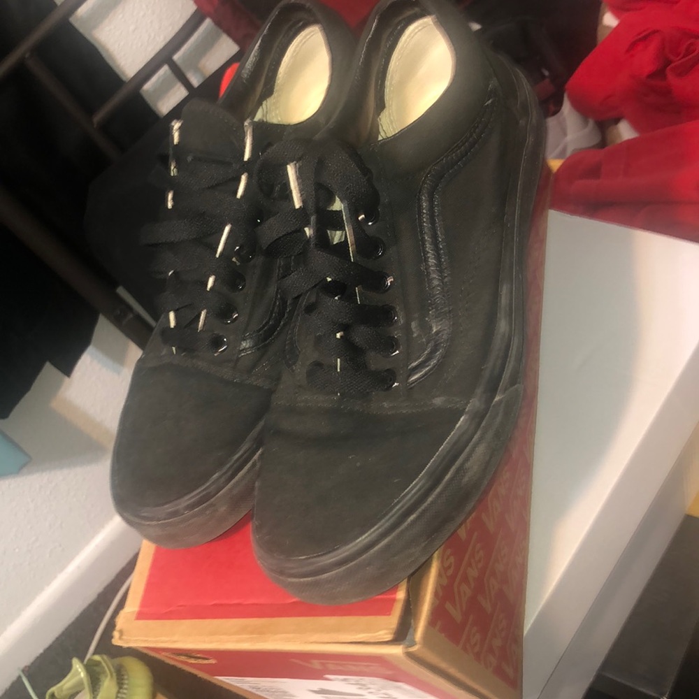 Black old school vans